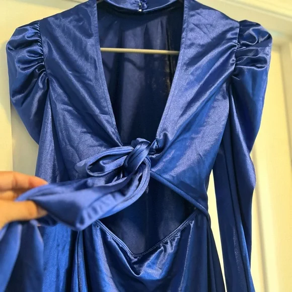 Puff Sleeve Mini Dress - Picture 9 of 9